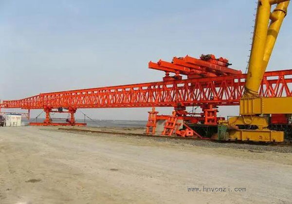 橋梁架橋機(jī)租賃廠家：專(zhuān)業(yè)設(shè)備，高效服務(wù)